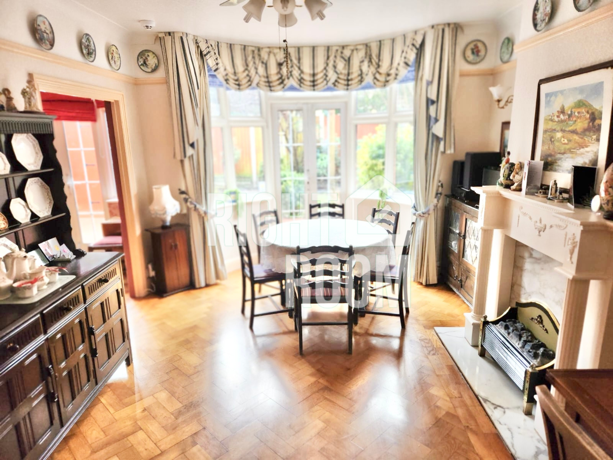 Room Sharon Gardens in Greater London