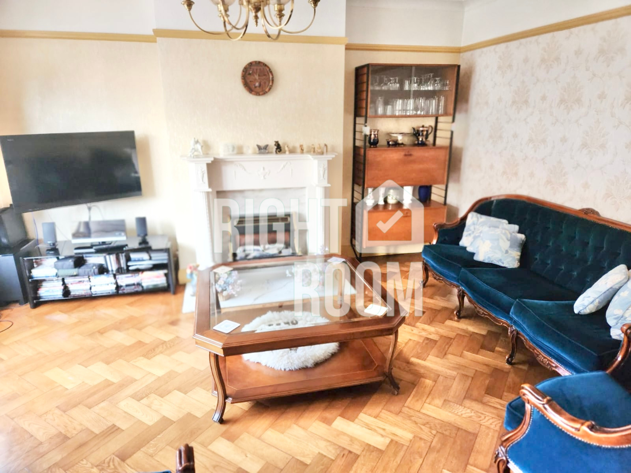 Room Sharon Gardens in Greater London