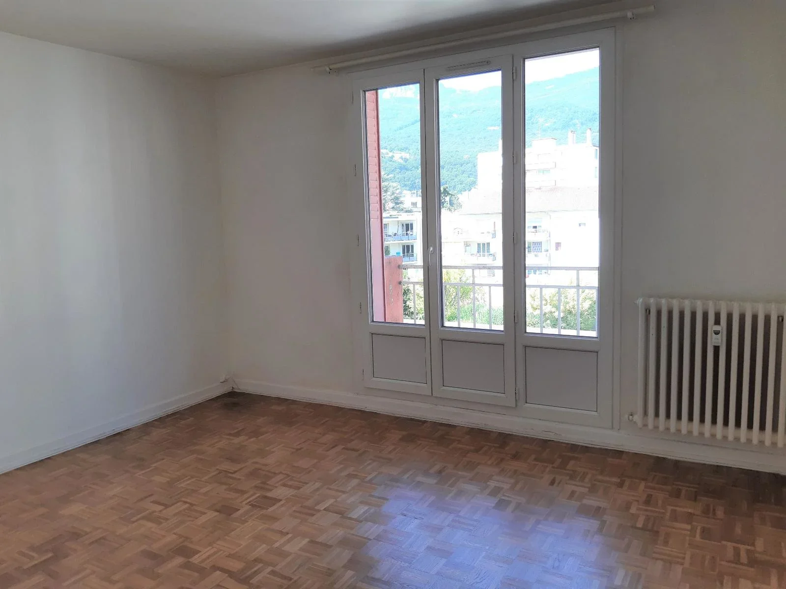 Flat Rue Yves Farge in Fontaine