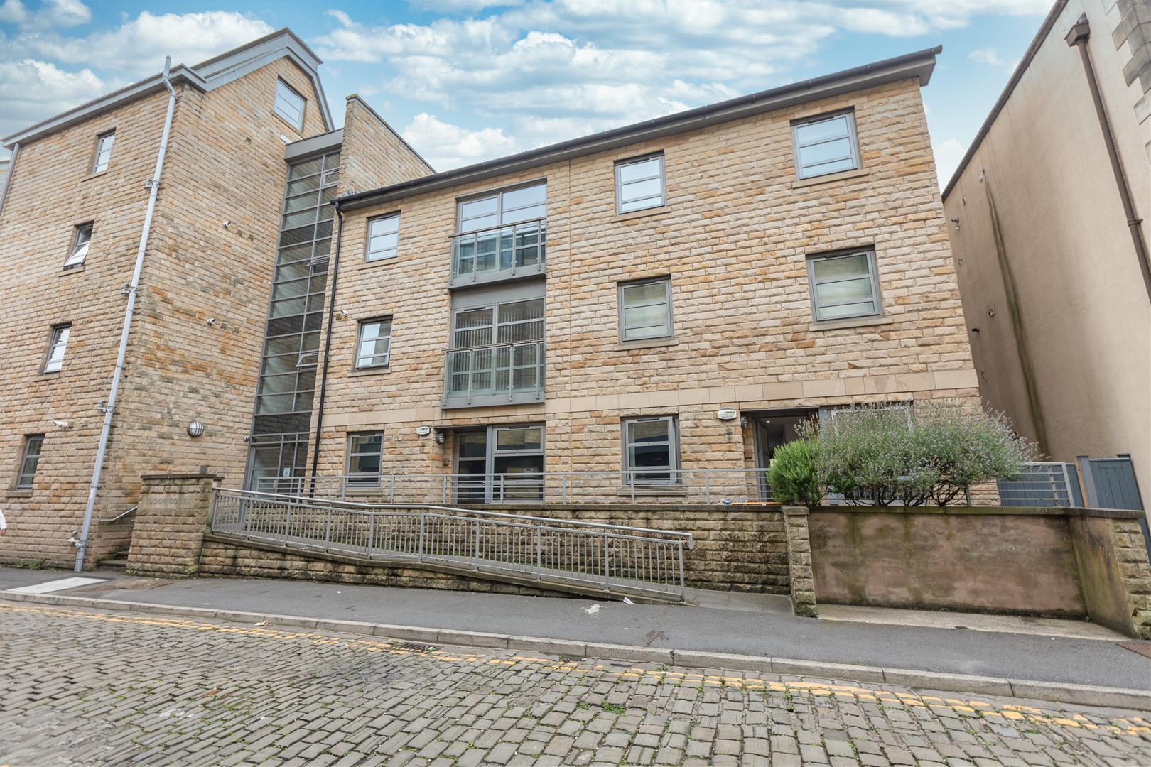 Flat Henry Street in Lancaster