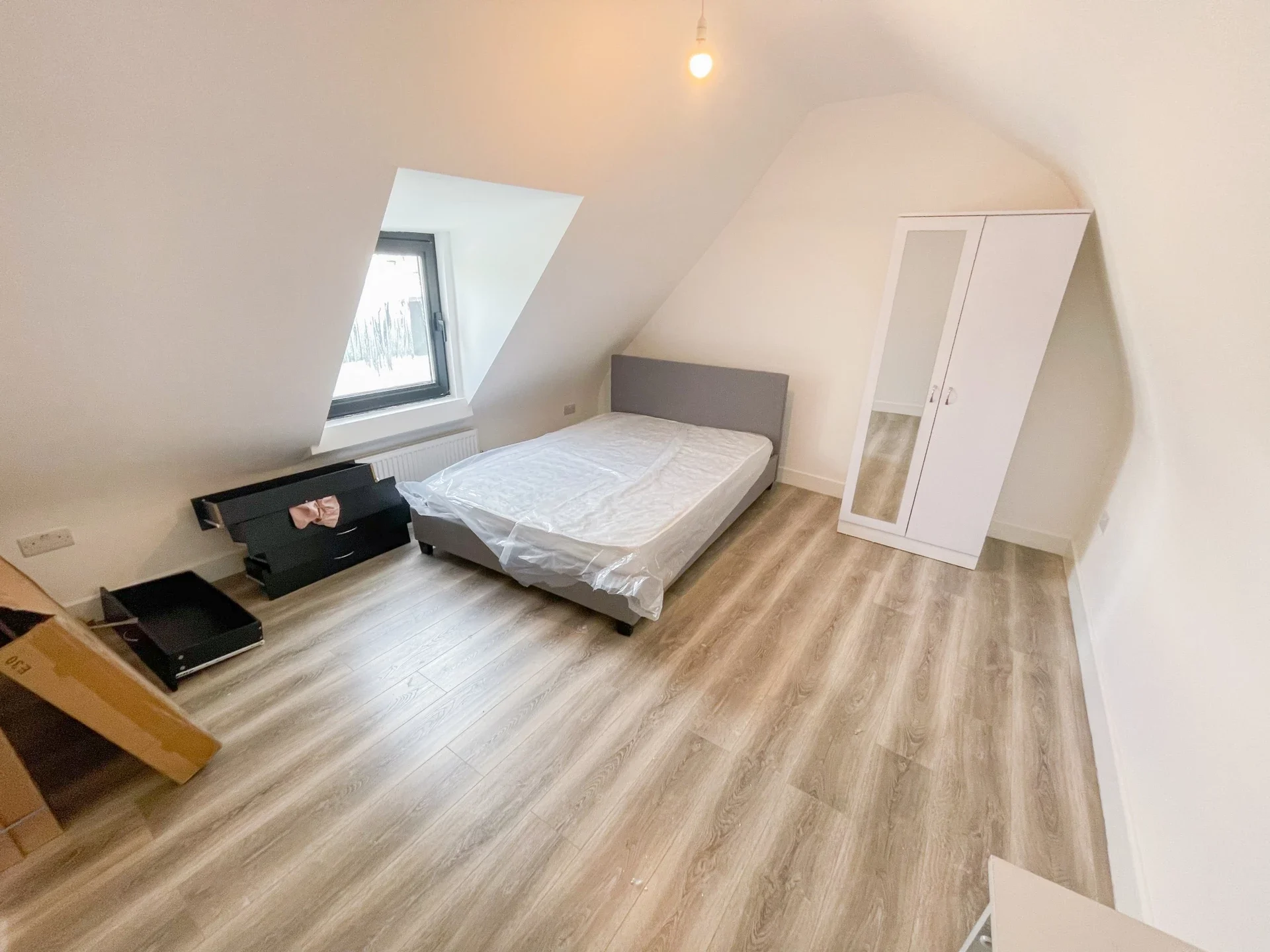 Room Tottenham Lane in London