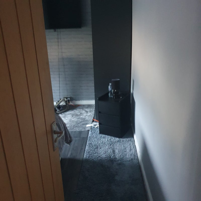Room Green Farm Road in Cardiff