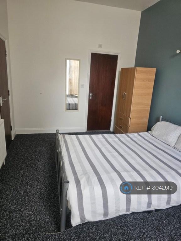 Room Northbrook Road in Greater London