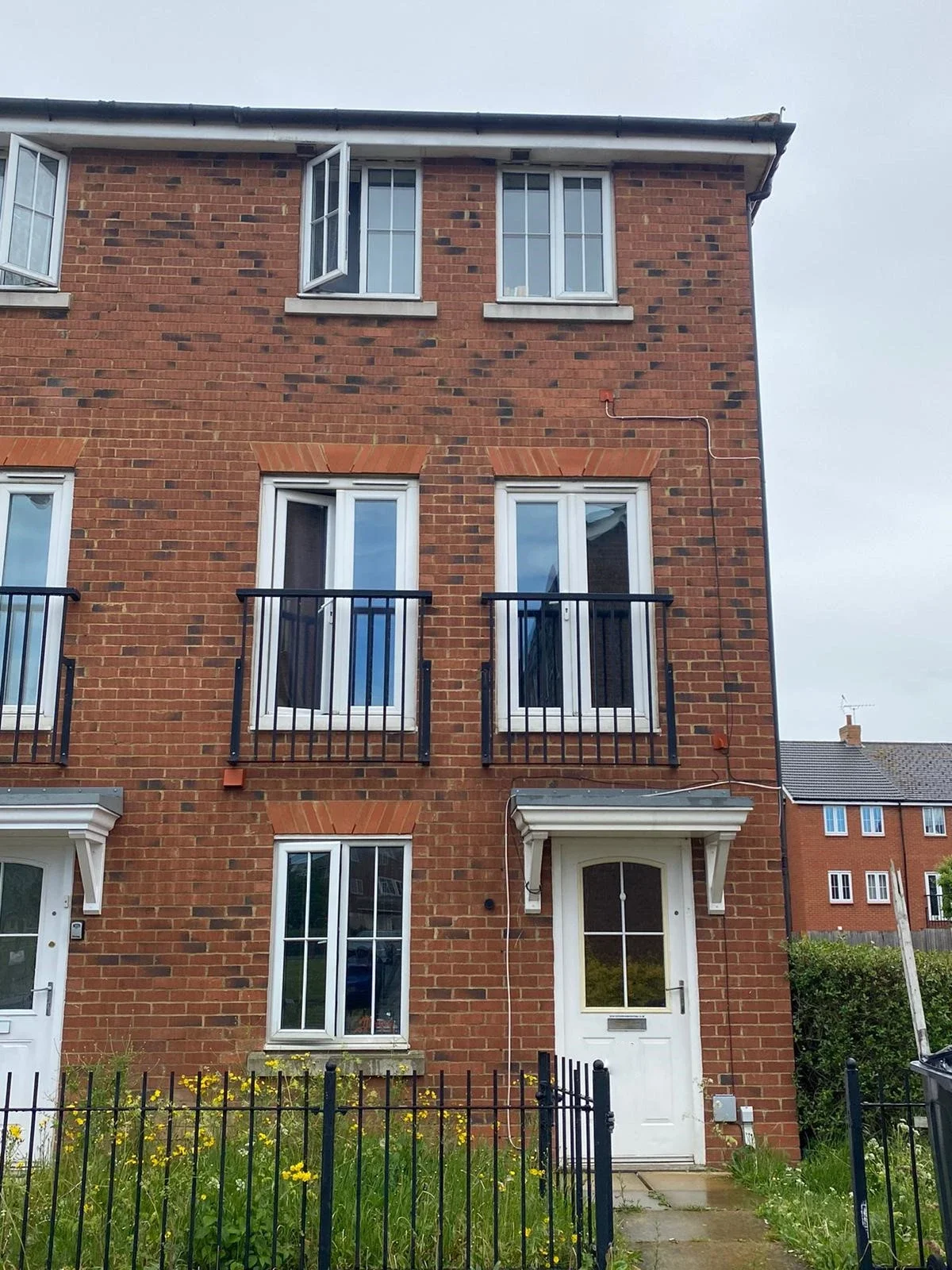 House Tiger Moth Way in Welwyn Hatfield