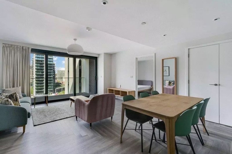 Room Olympic Way in Greater London