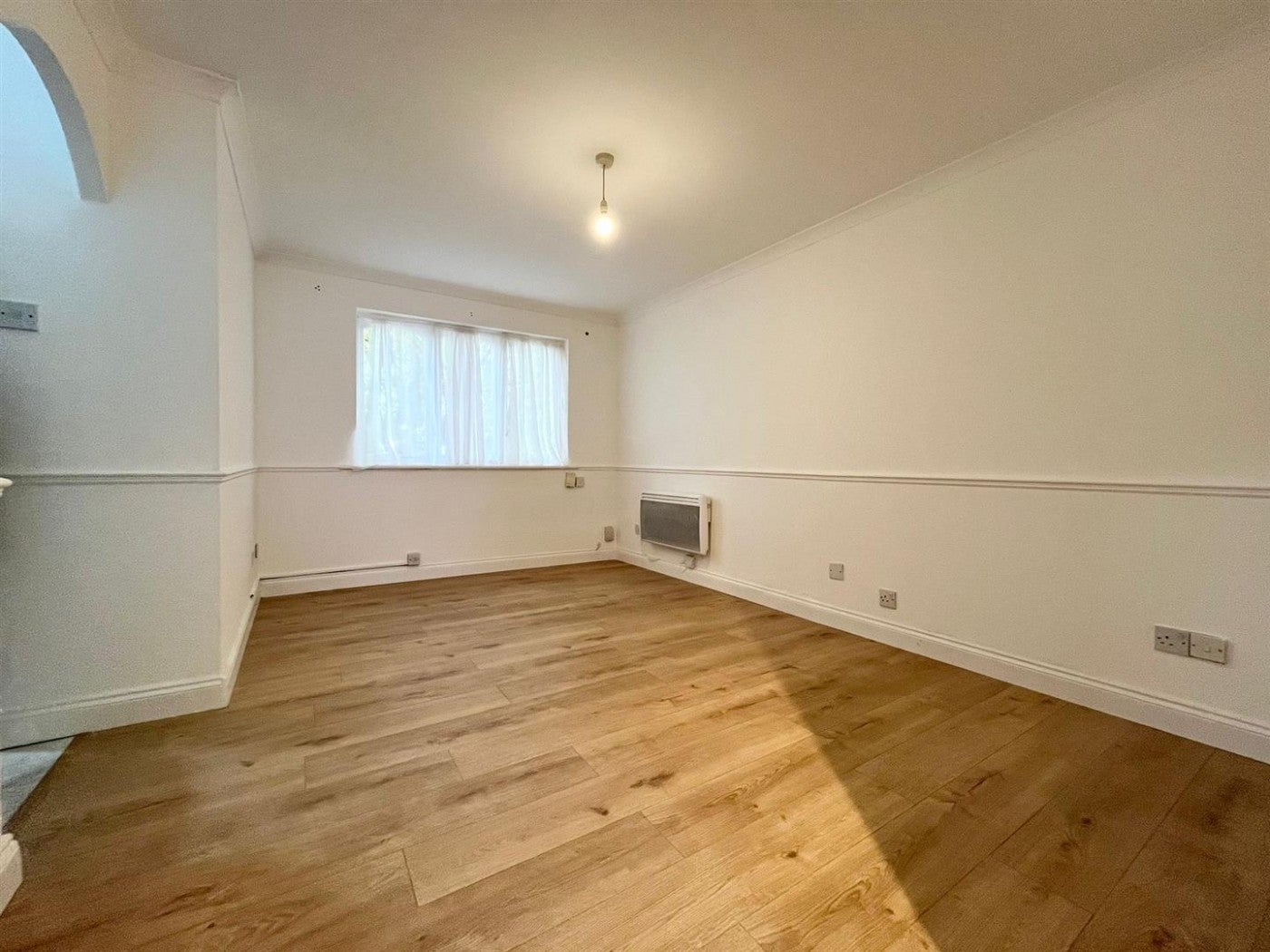 Flat Celadon Close in Greater London