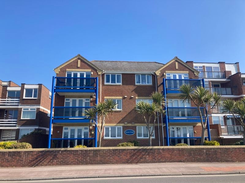 Flat Marine Parade West in Lee-on-the-Solent