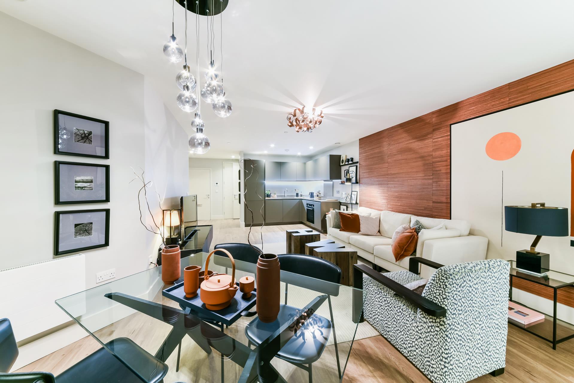 Flat Daneland Walk in Greater London