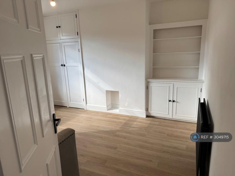 Flat Westbourne Avenue in Newcastle upon Tyne