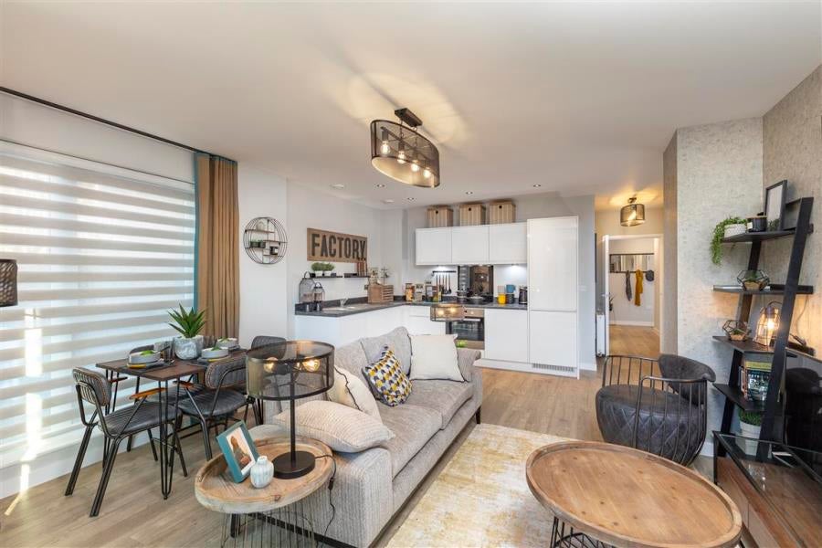 Flat Park Lane in Greater London