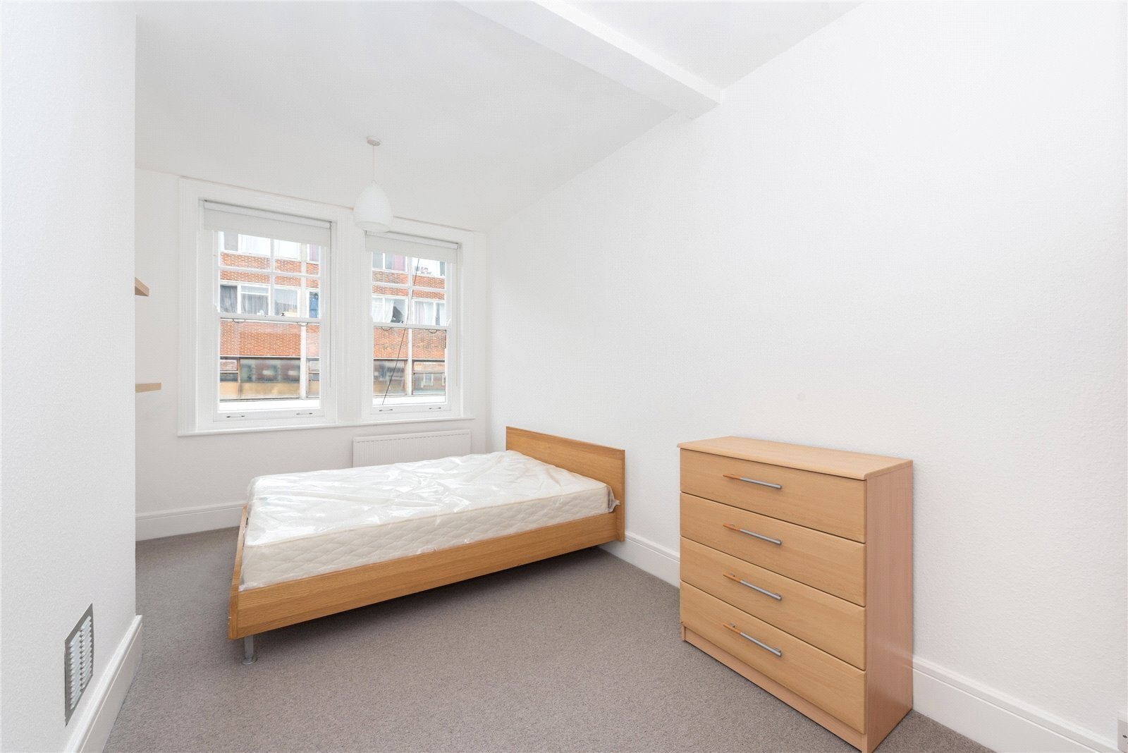 Flat King Street in Greater London