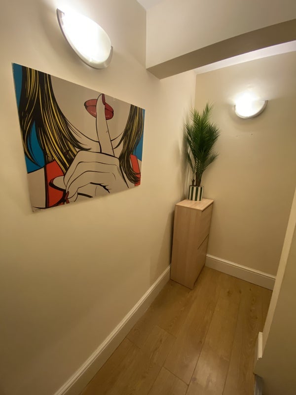 Flat Francis Chichester Way in Greater London