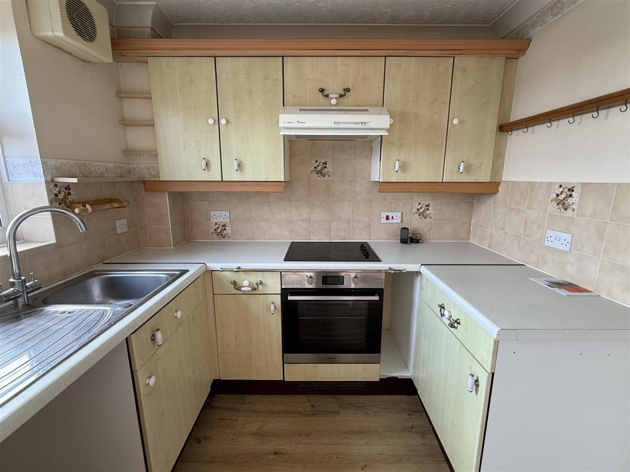Flat Purbeck Place in Arun