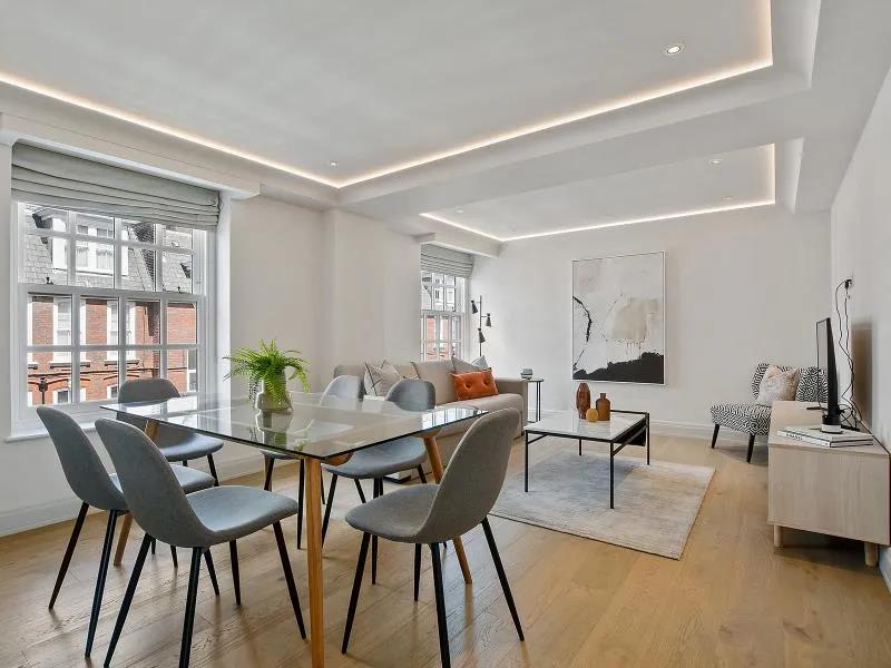 Flat Great Peter Street in London