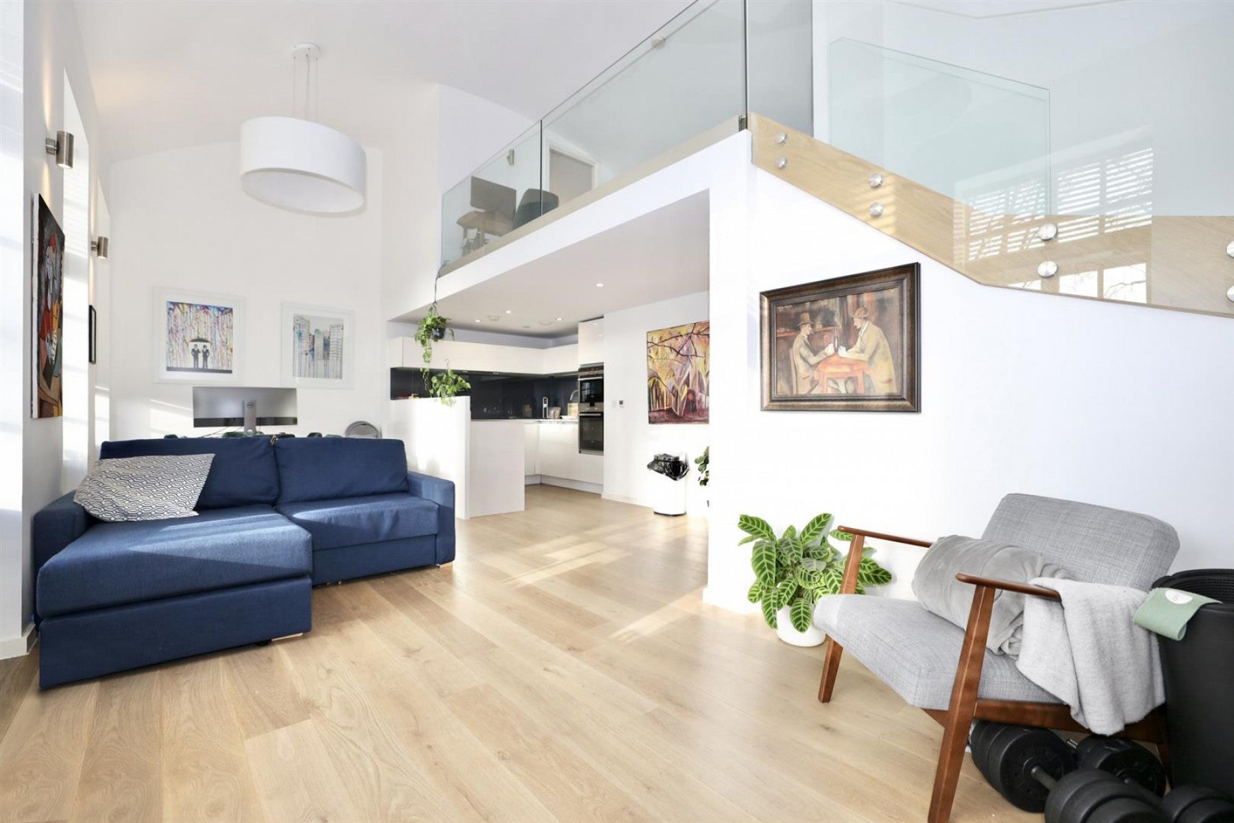 Flat Loxford Gardens in Greater London