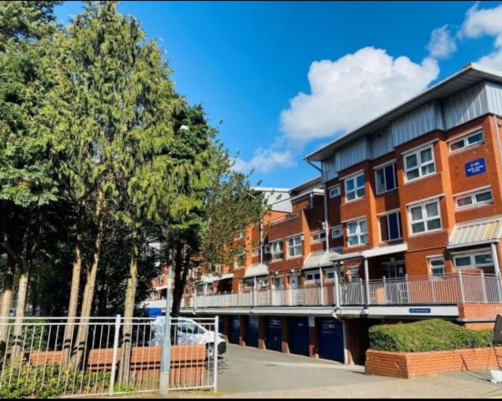 Flat Tennant Street in Birmingham