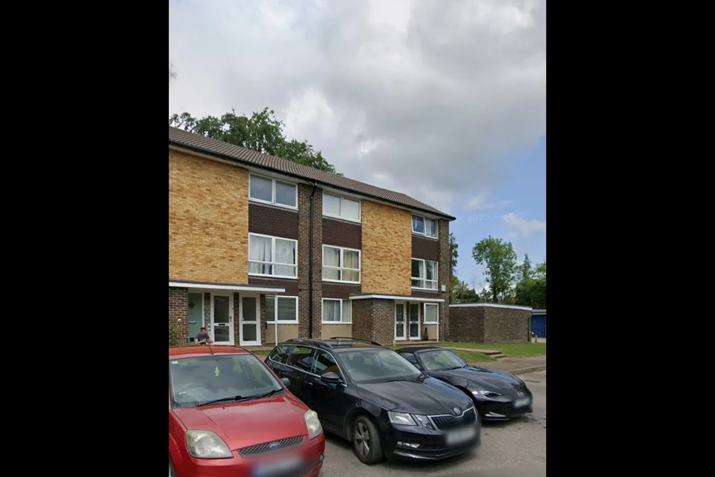 Flat Broadlands Court in Bracknell