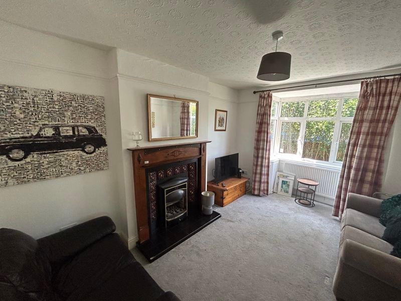 Flat Ladybrook Lane in Mansfield Woodhouse