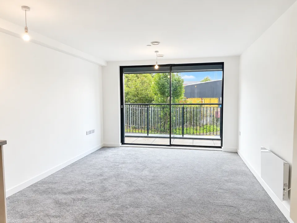 Flat Ford Lane in Salford
