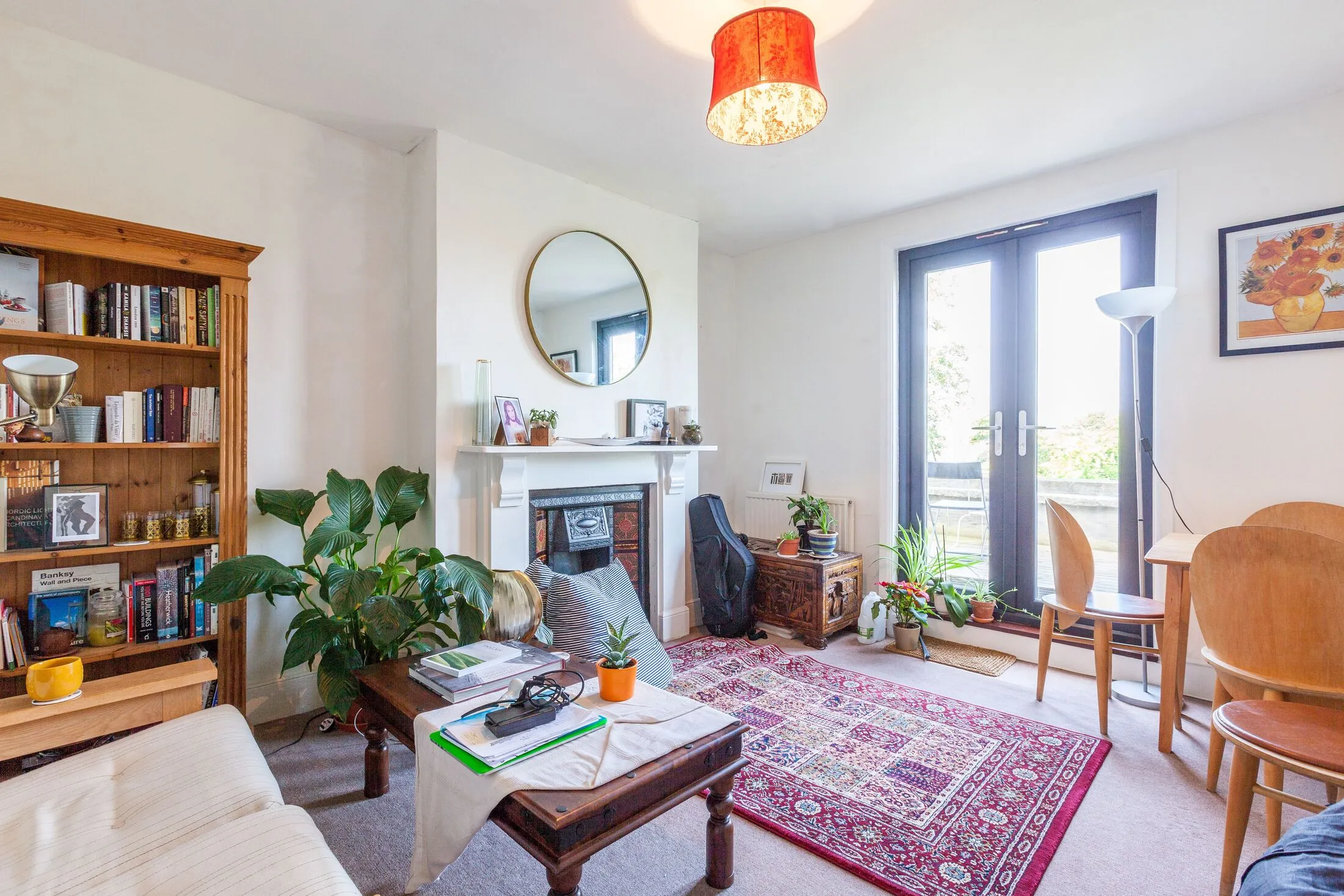 Flat Rollscourt Avenue in Greater London