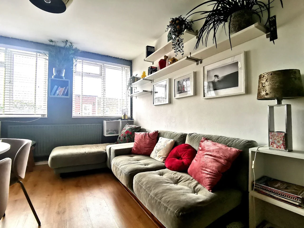 Room Gaisford Street in Greater London