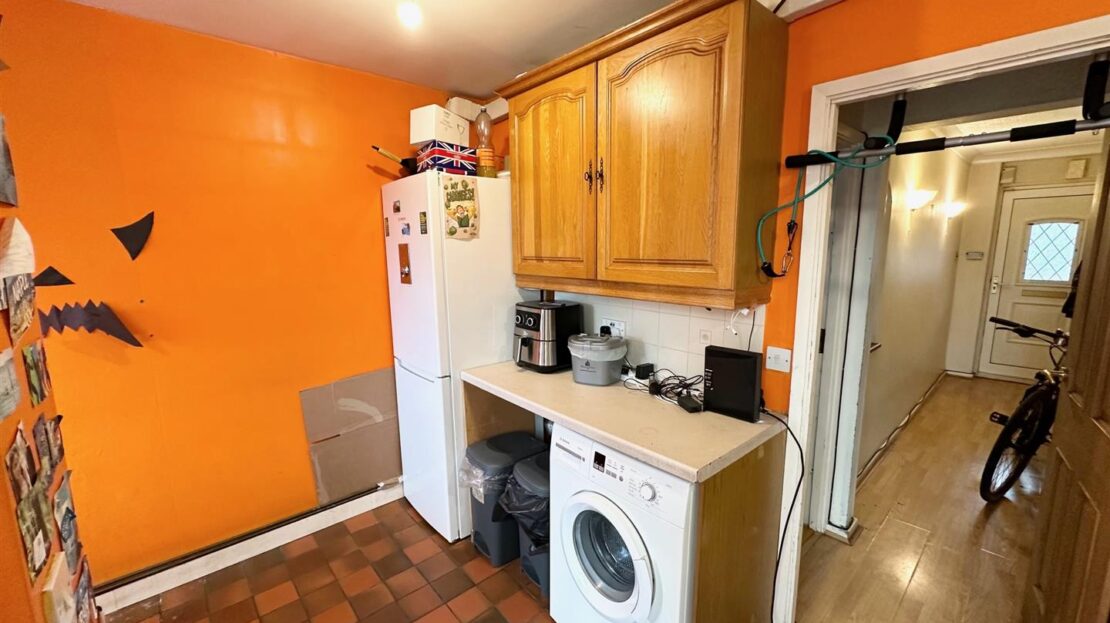House Lodge Close in Greater London