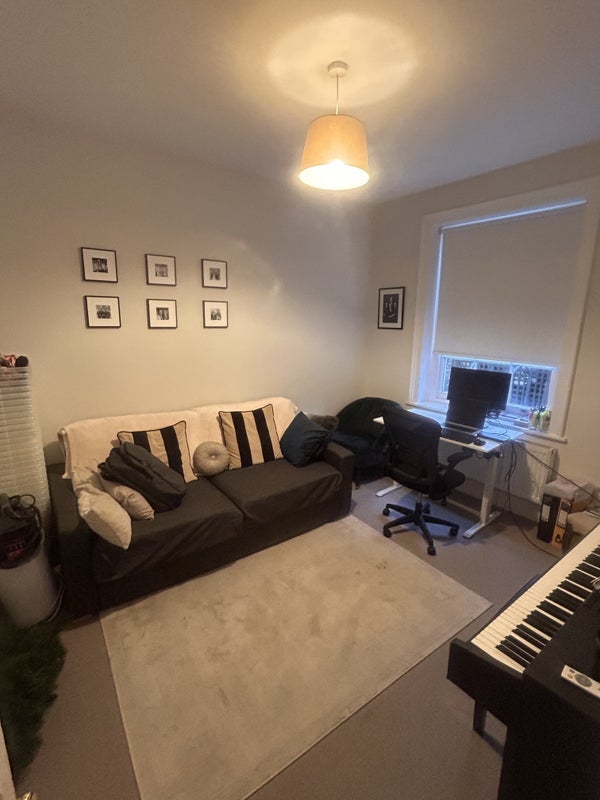 Flat Chester Way in Greater London