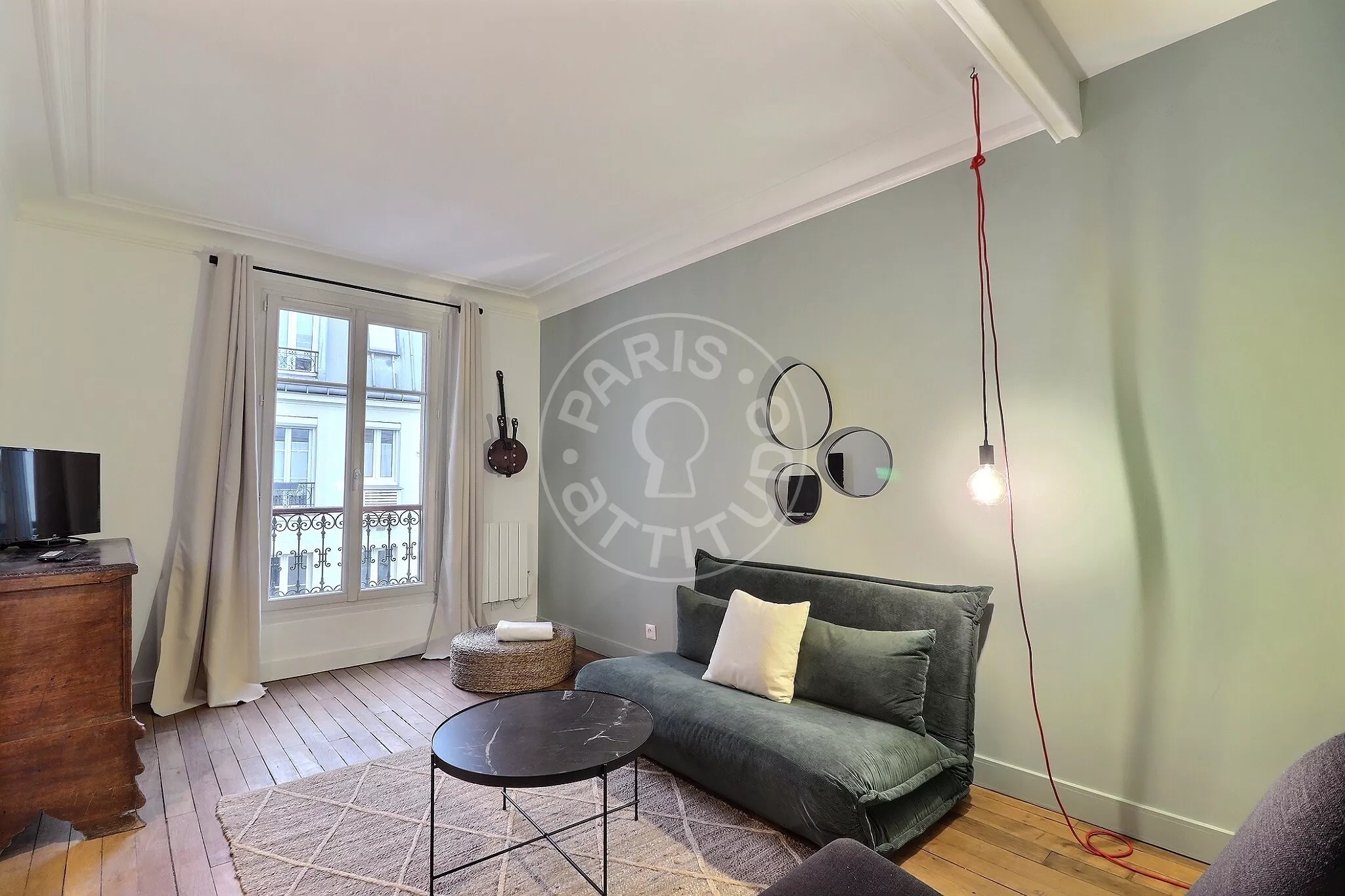 Flat Rue de Montreuil in Paris