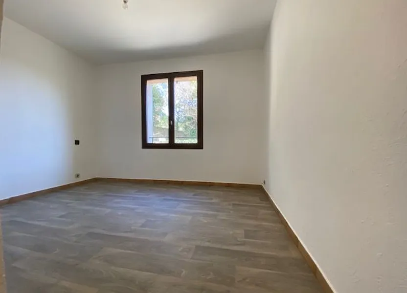 Flat Avenue Antony Fabre in Villeneuve-Loubet