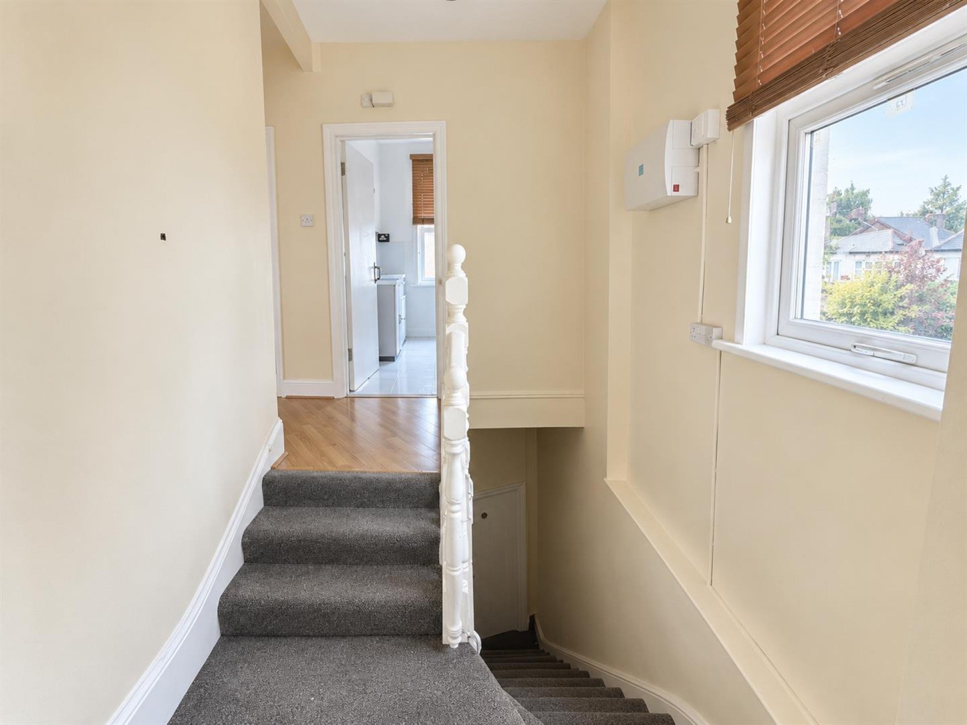 Flat Winchester Road in Greater London