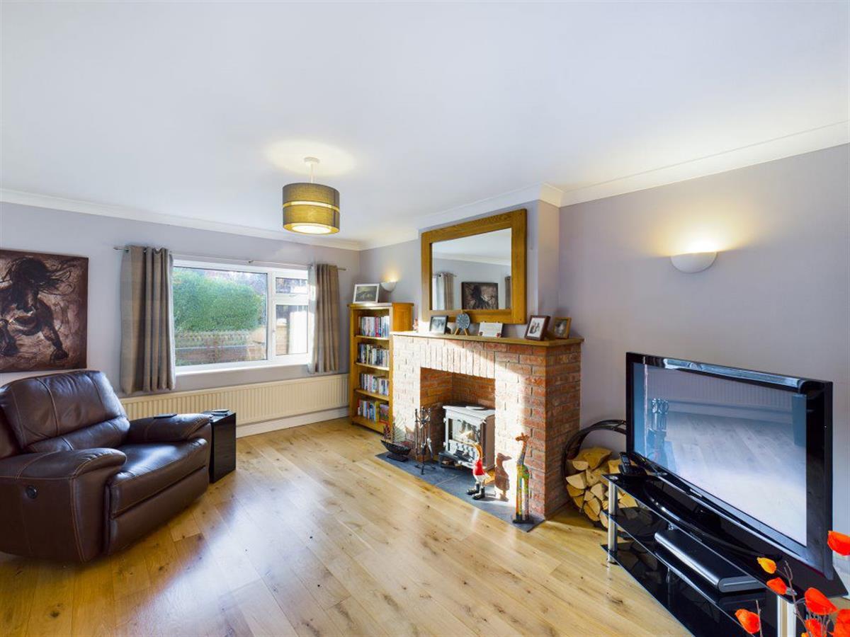 House Millbrook Close in Orleton