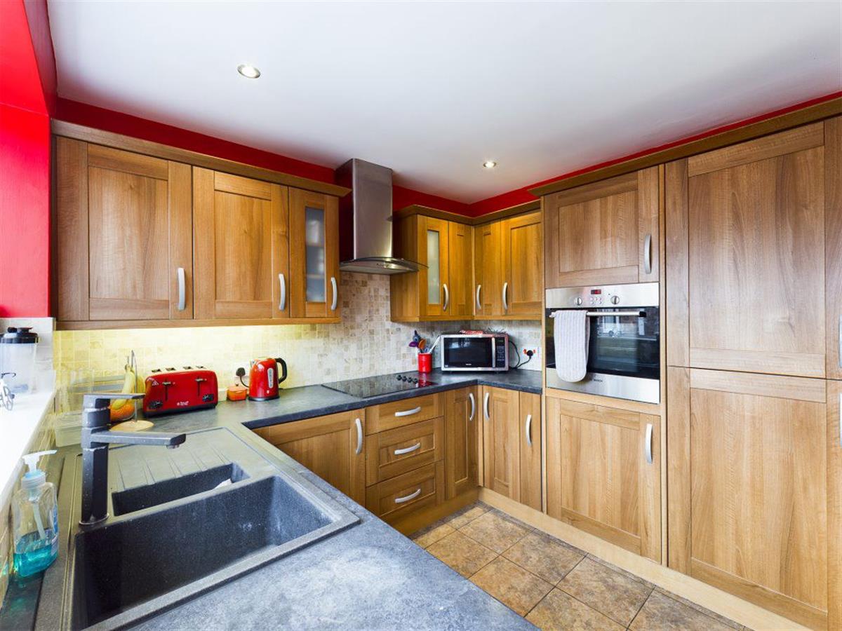 House Millbrook Close in Orleton