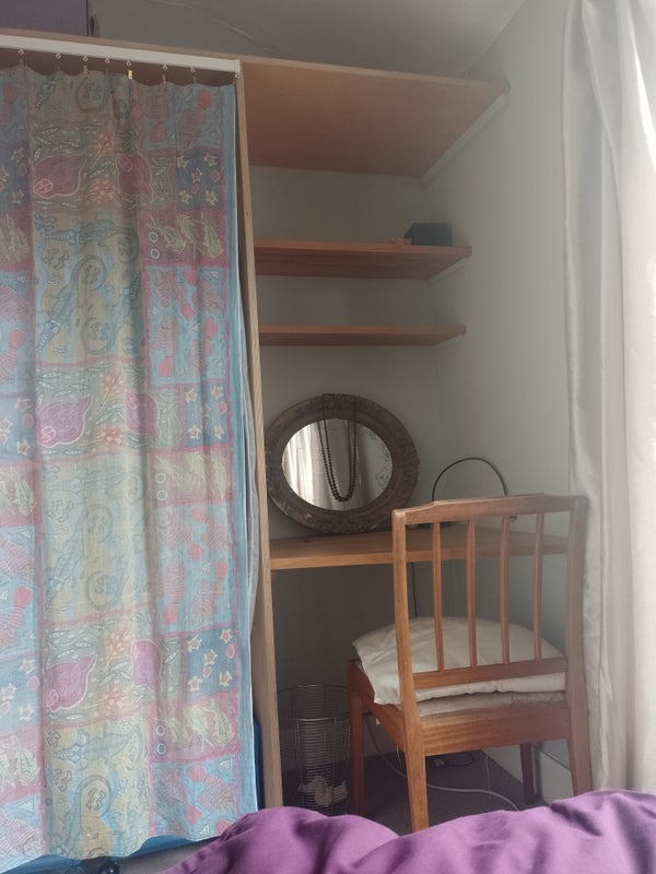 Room Middleton Road in Greater London