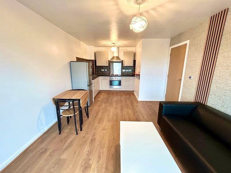 Flat Great Clowes Street in Salford