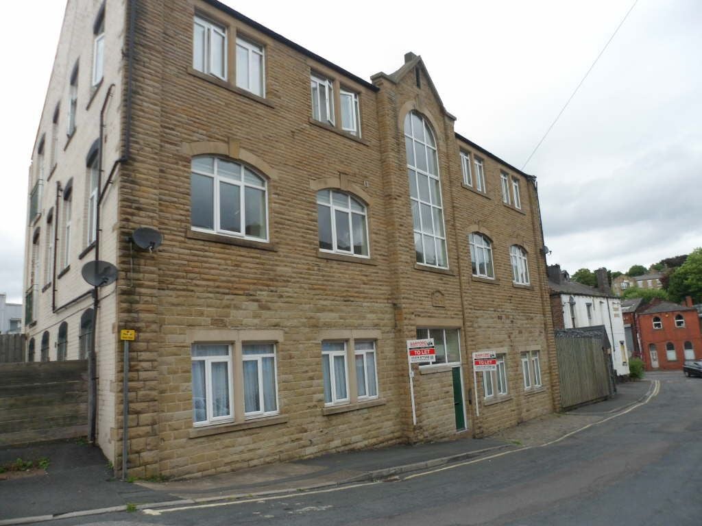 Flat Talbot Row in Dewsbury