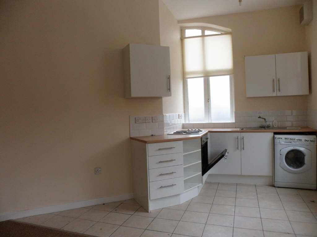 Flat Talbot Row in Dewsbury