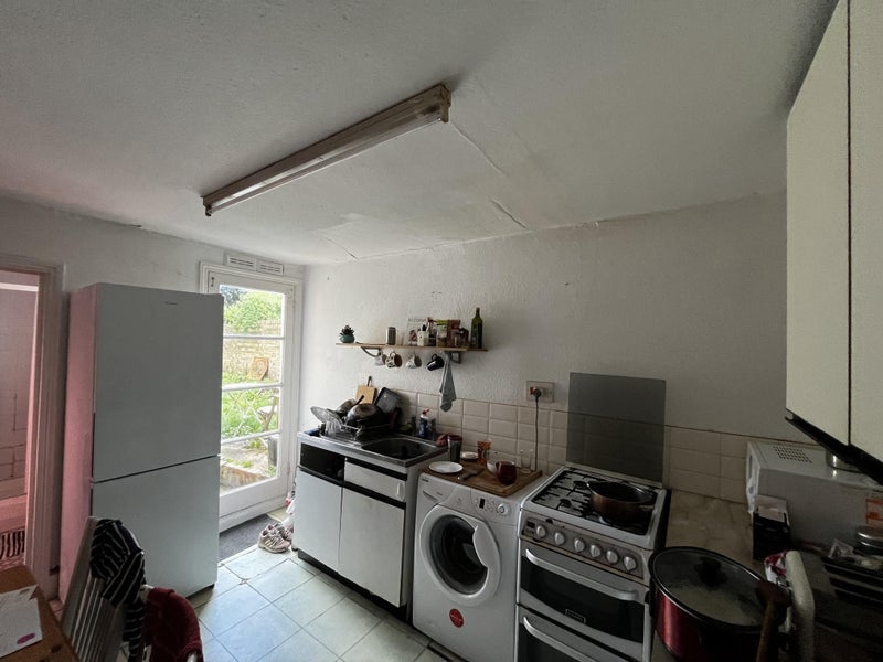 Room Winslade Road in Greater London