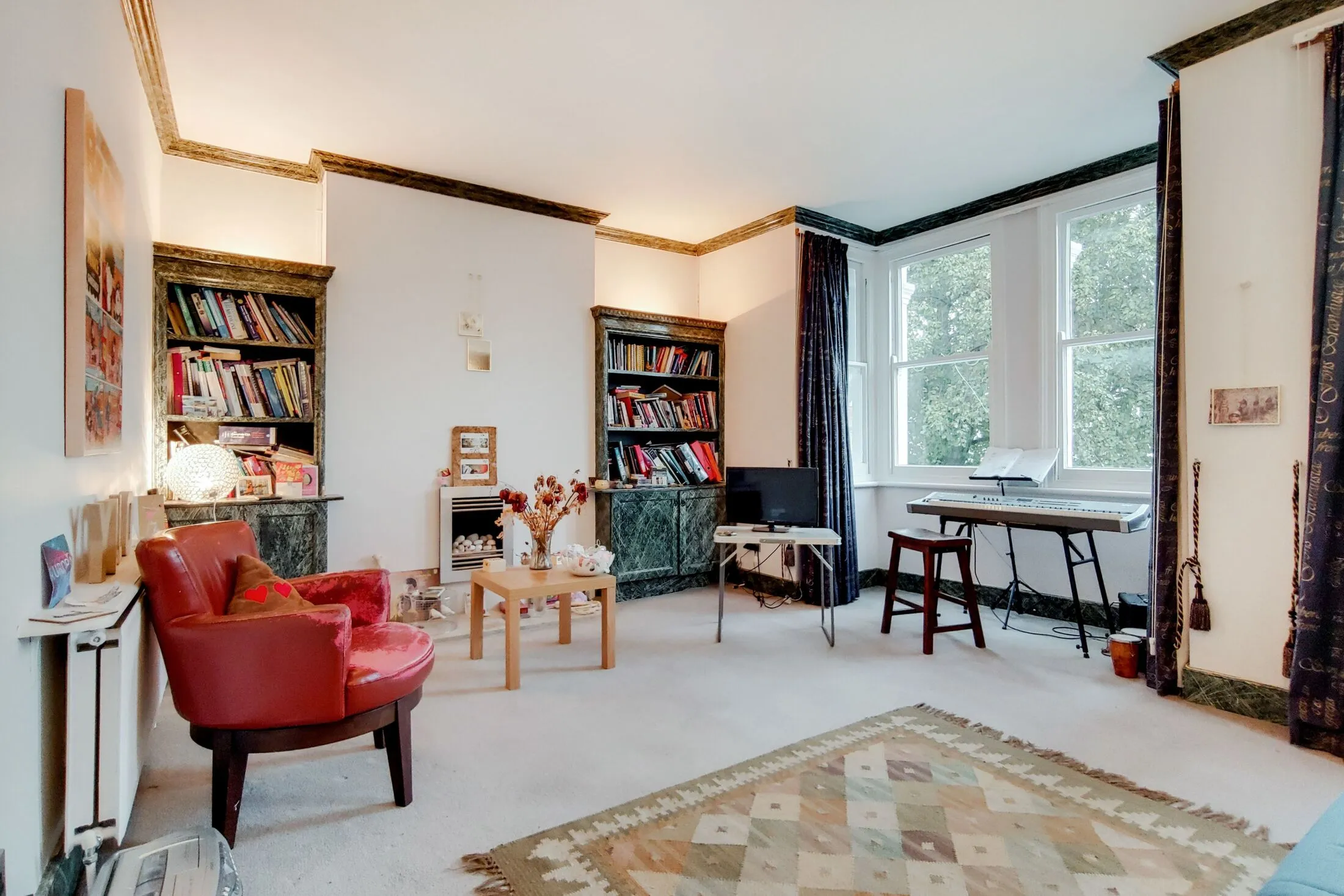 Flat Marjorie Grove in Greater London