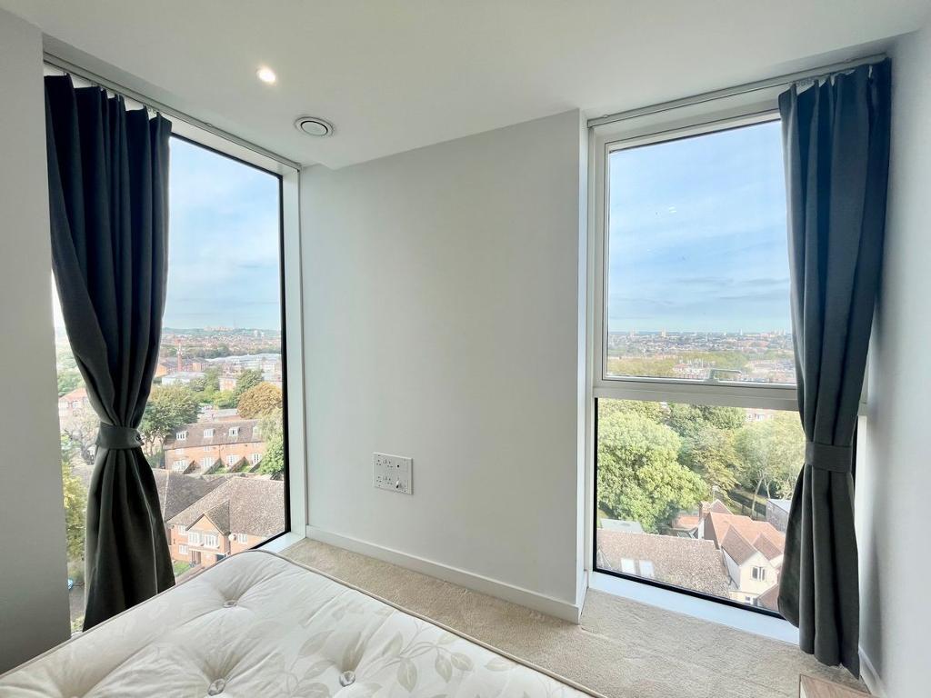 Flat Newnton Close in Greater London
