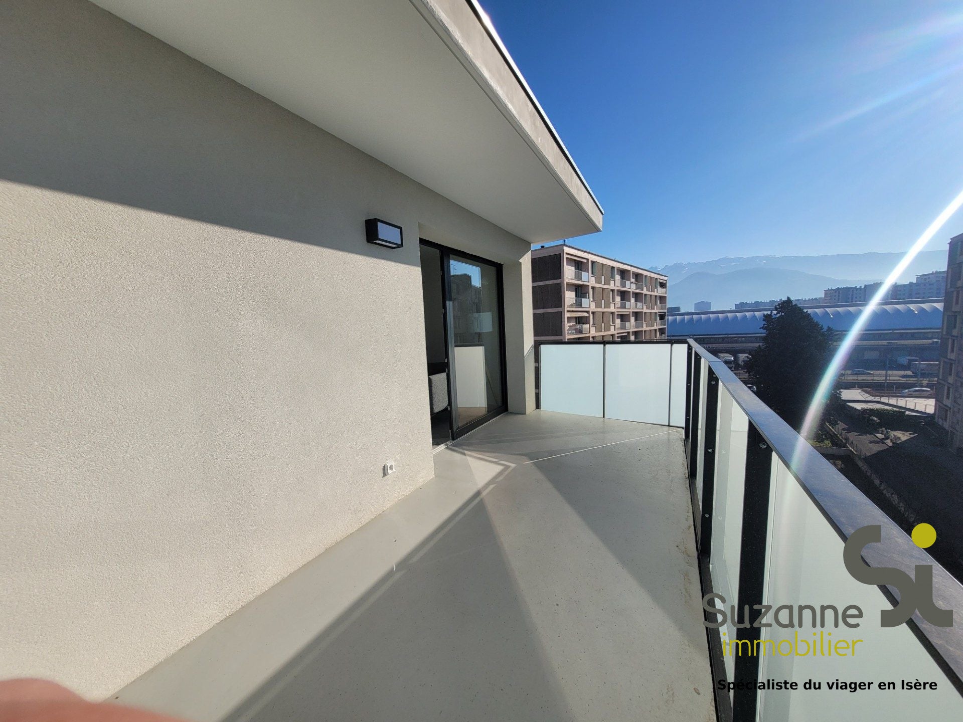 Appartement Allée Henriette Gröll à Grenoble
