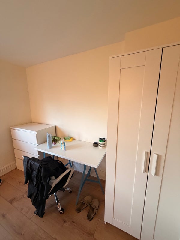 Room Chillingworth Road in Greater London