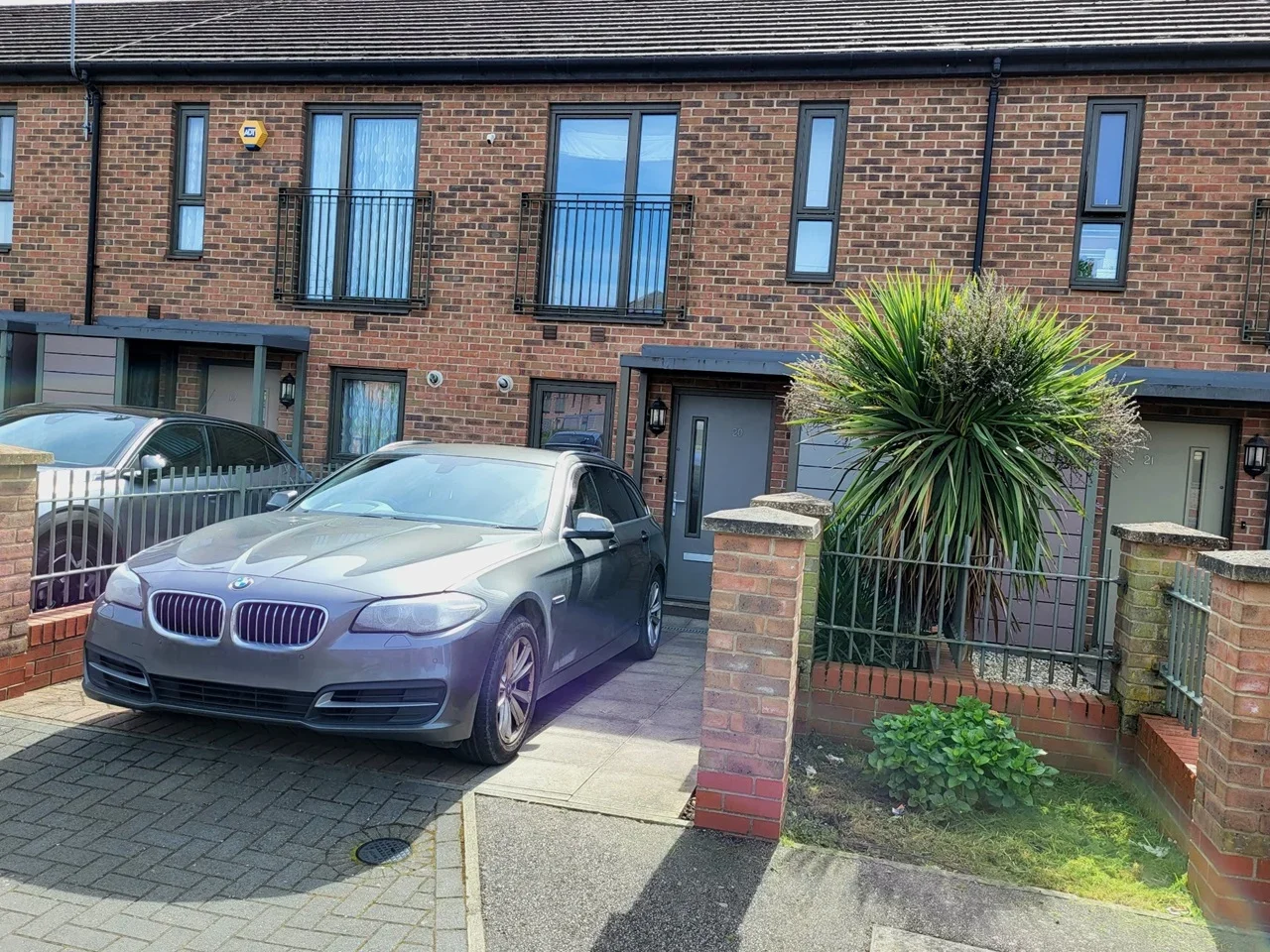 House Kean Crescent in Greater London