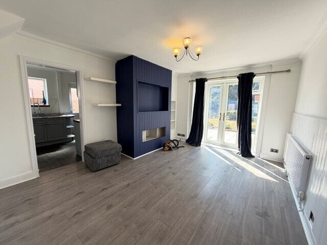 Flat Harris Road in Watford
