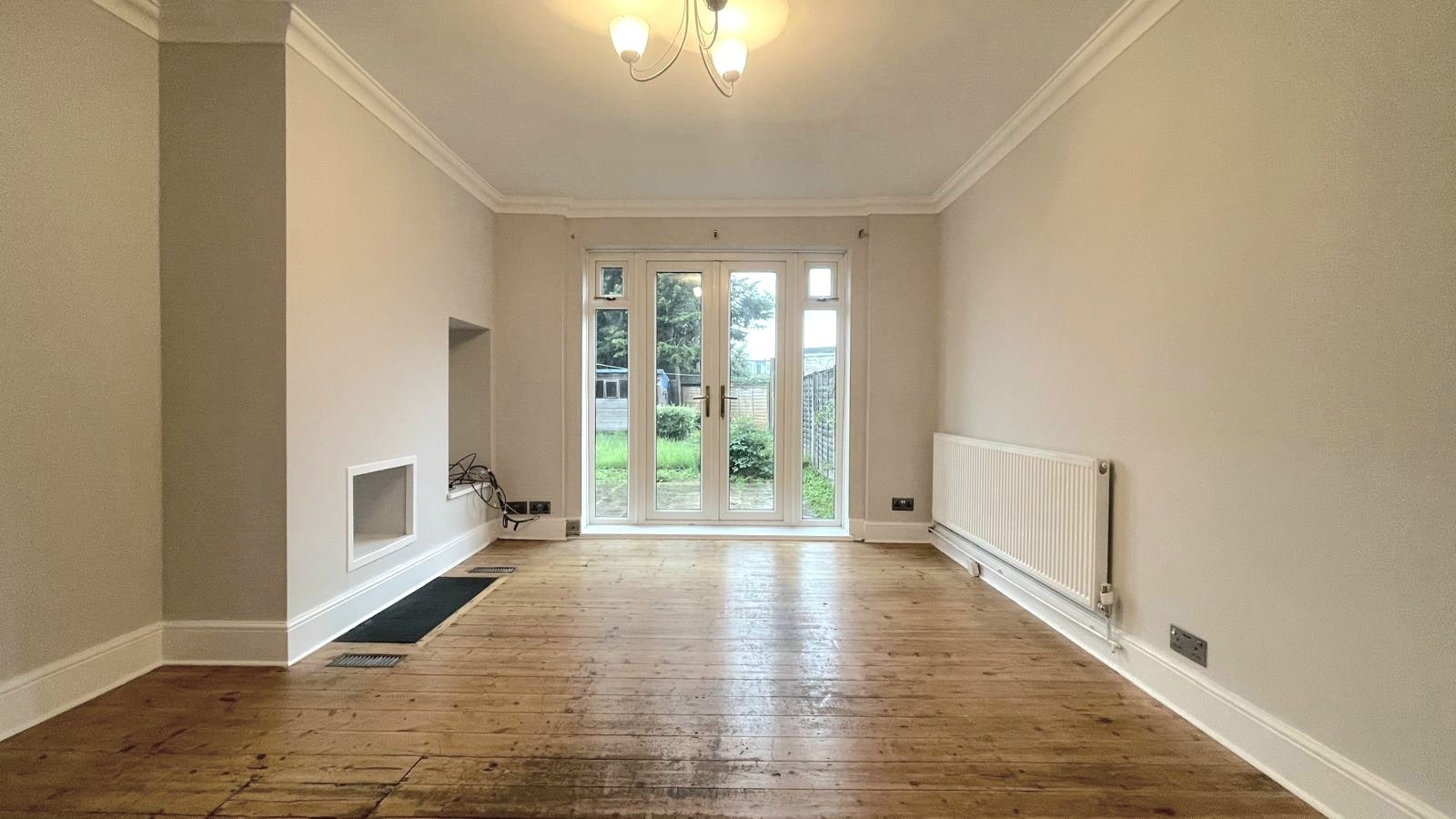 Flat Harris Road in Watford