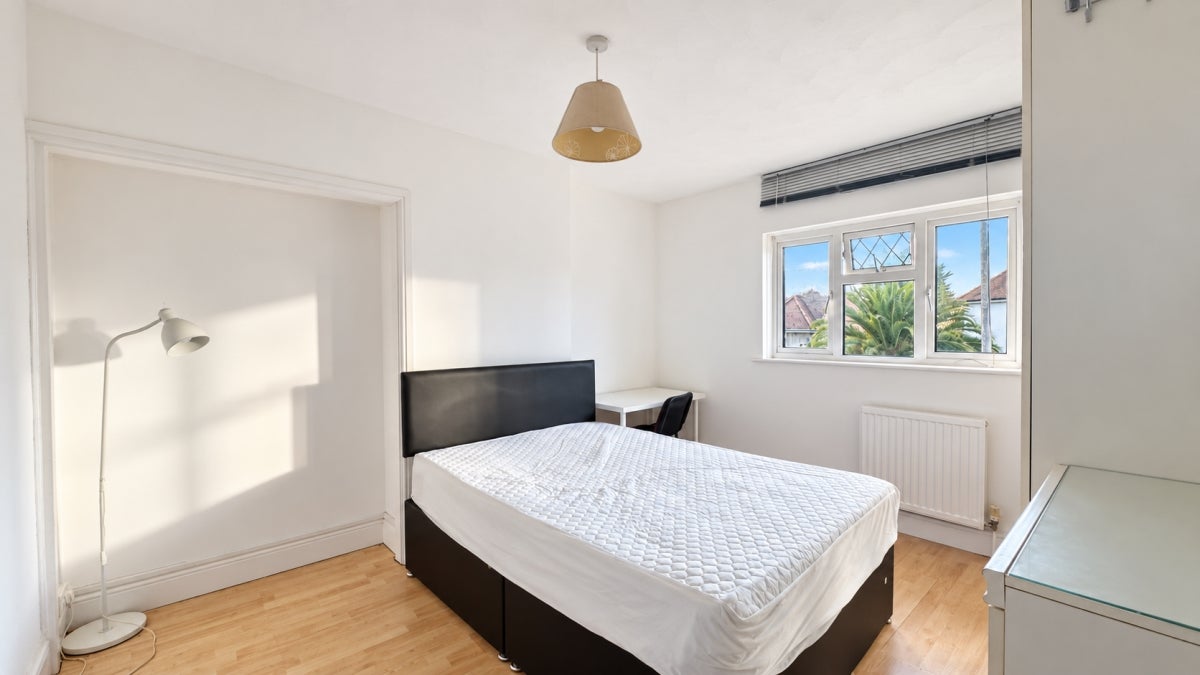 Room Marymead Close in Ryde