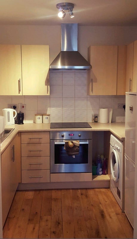 Room High Street in Greater London