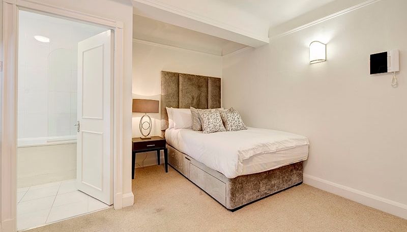 Flat Fulham Road in Greater London