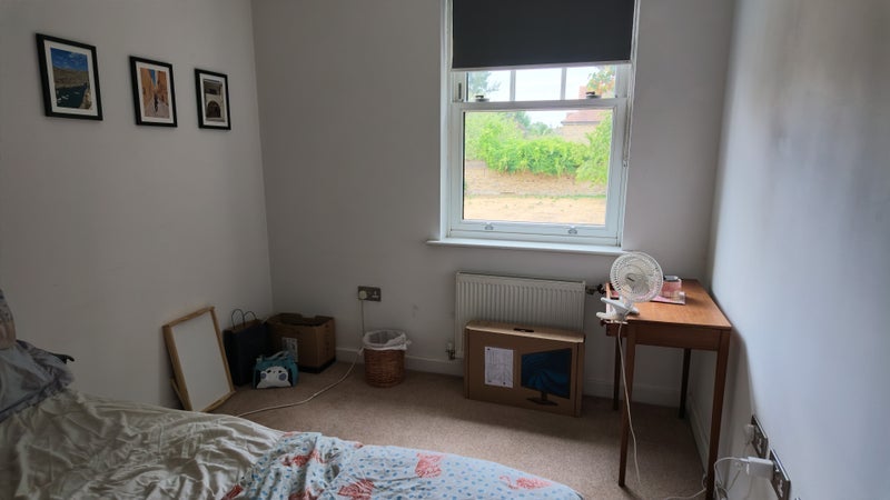 Room Woodville Gardens in Greater London