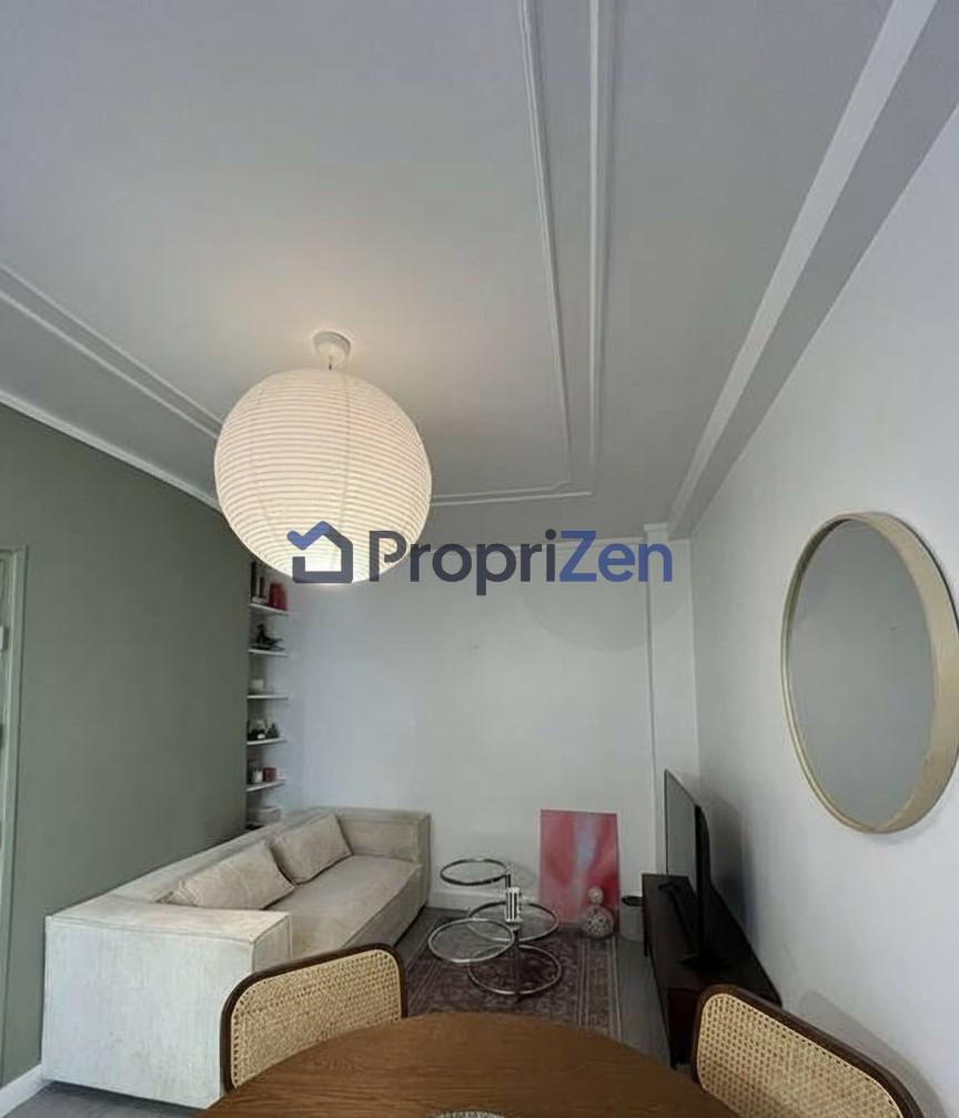 Flat Rue de Lancry in Paris