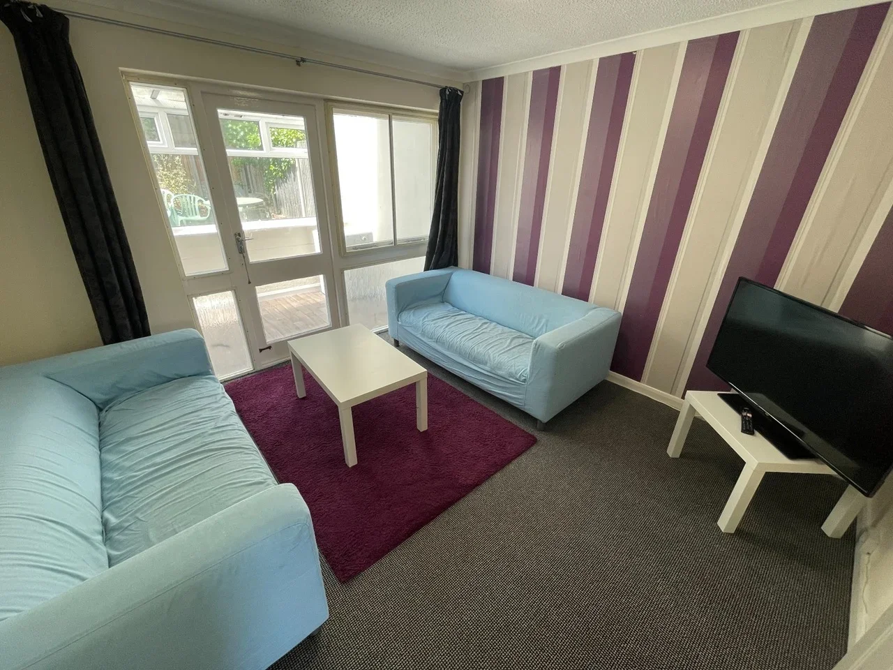 Room Headcorn Drive in Canterbury